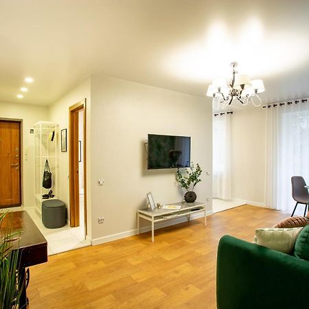 Luxury Apartment With 2 Bedrooms In The City Center Mykolaiv Exterior photo