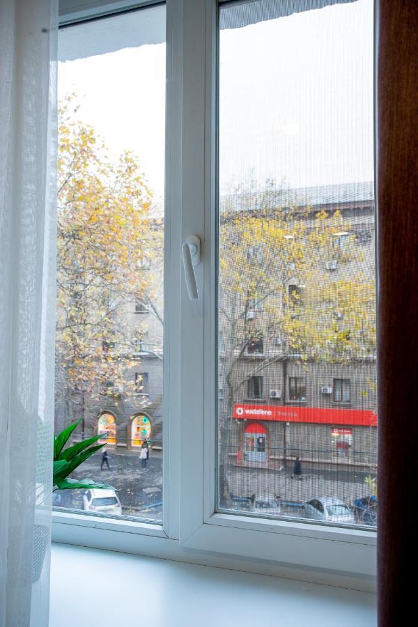 Luxury Apartment With 2 Bedrooms In The City Center Mykolaiv Exterior photo